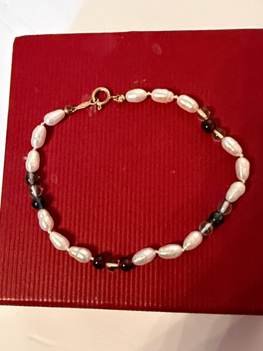 VINTAGE BRACELET FRESHWATER PEARL WHITE RICE RED PURPLE CLEAR BEADS GF CLASP 7”